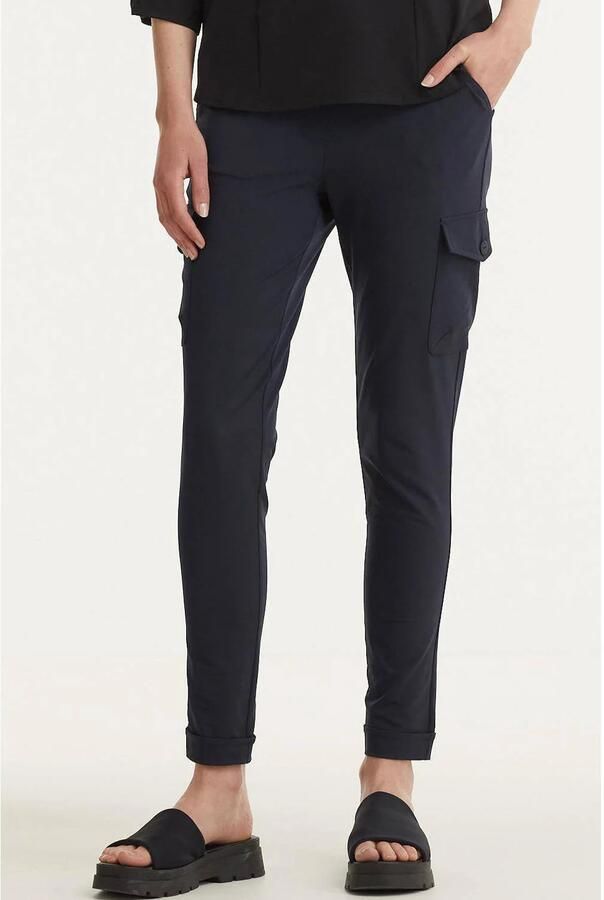 TQ-Amsterdam high waist slim fit cargobroek Karin van travelstof donkerblauw - Foto 2