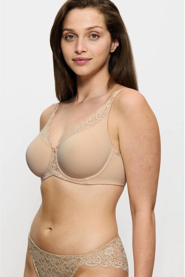 Triumph Minimizer-bh Amourette Verkleint de borst optisch kanten accenten