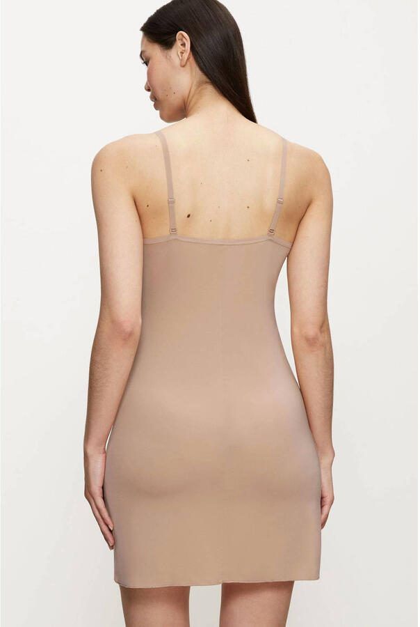 Triumph Onderjurk Body Make-Up T Dress 02 nagenoeg onzichtbaar diepe v-hals - Foto 2