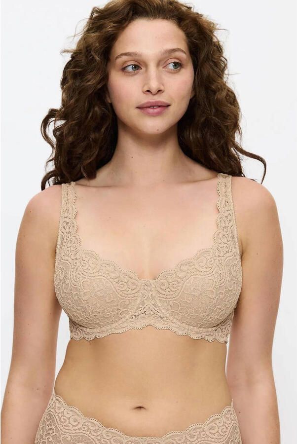 Triumph voorgevormde beugelbh Amourette beige