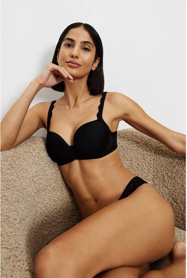 Triumph T-shirt-bh Amourette Stretch-kant gladde cups ademend licht vrouwelijk - Foto 2