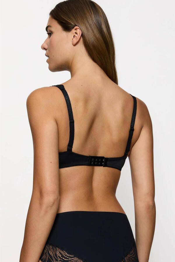 Triumph voorgevormde beugelbh Amourette zwart