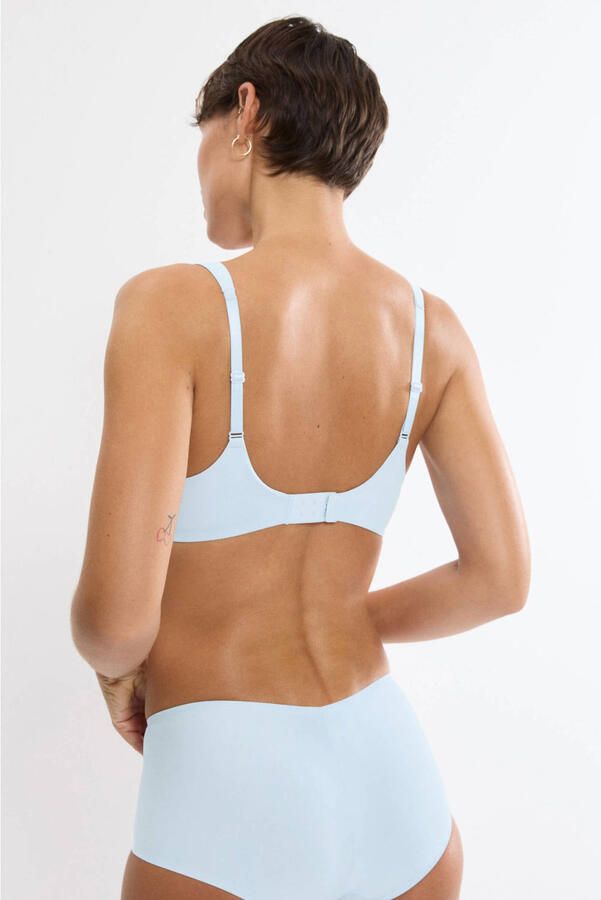 Triumph voorgevormde beugelbh Body Make-Up Illusion lichtblauw - Foto 2