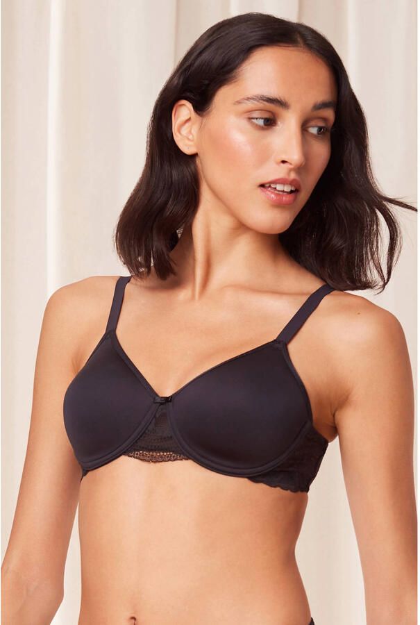 Triumph voorgevormde beugelbh Modern Lace zwart