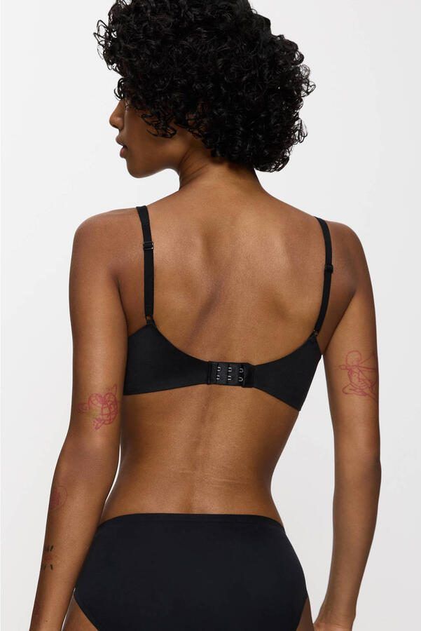 Triumph voorgevormde bh zonder beugel Body Make-Up Soft Touch zwart - Foto 3