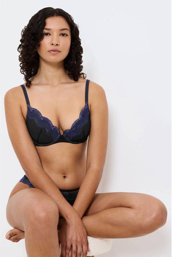 Triumph voorgevormde push-up bh Comfort Glam zwart blauw - Foto 2