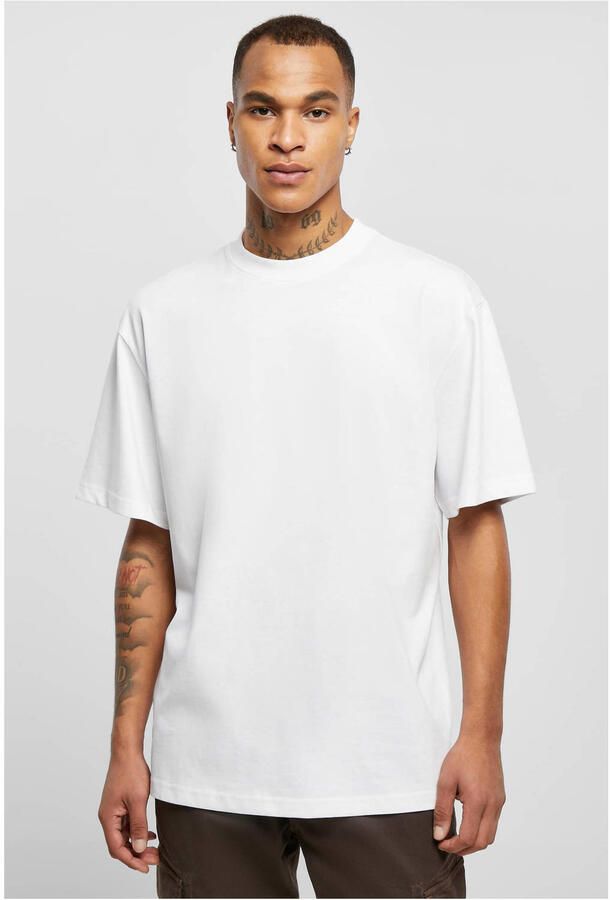 Urban Classics regular fit T-shirt wit