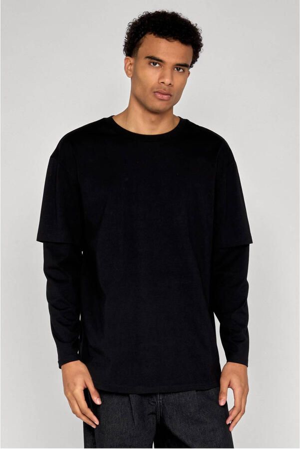 Urban Classics relaxed fit longsleeve zwart