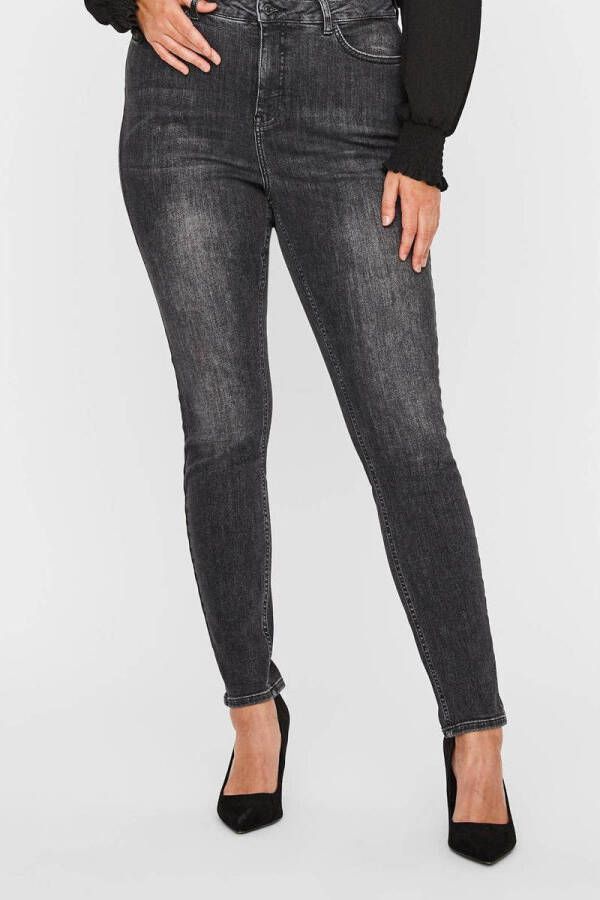 Vero Moda Curve Skinny fit jeans VMLORA HW SS BL WASH JEANS- K CUR NOOS