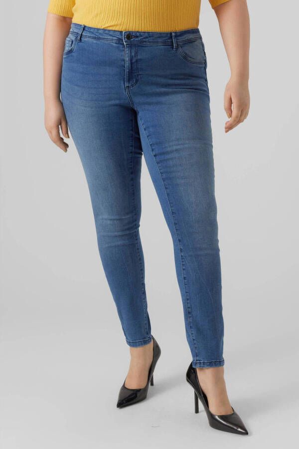 Vero Moda Curve Slim fit jeans VMFANYA SLIM JEANS MB GA CUR NOOS