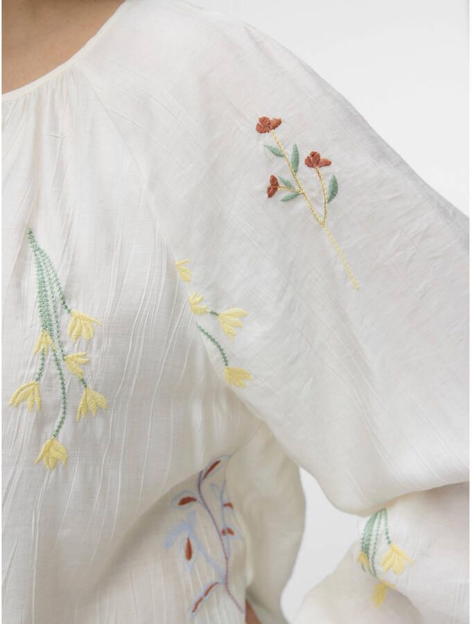 VERO MODA CURVE gebloemde blouse ecru - Foto 2