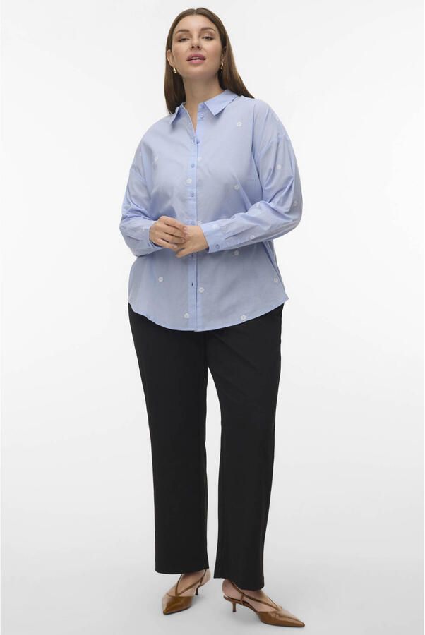 VERO MODA CURVE gebloemde blouse lichtblauw