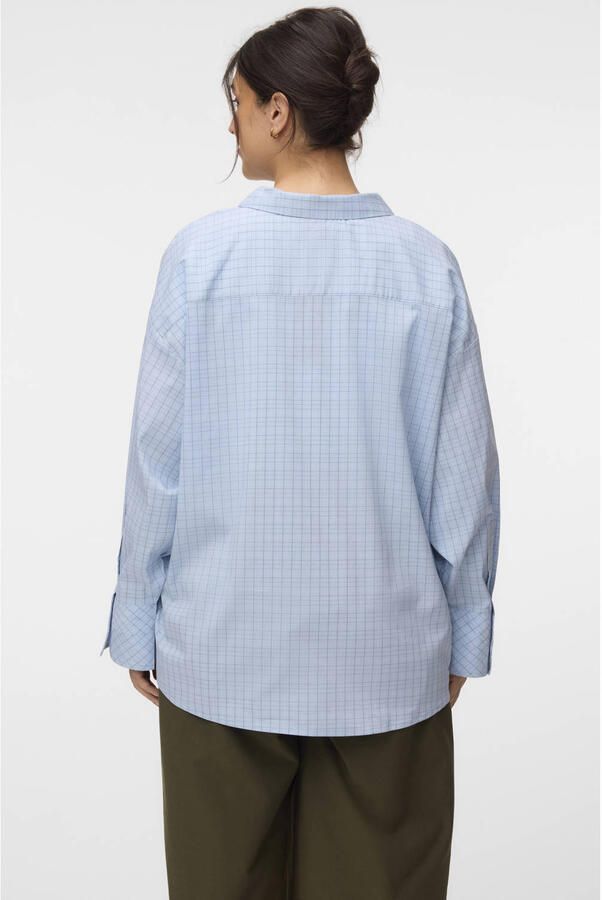 VERO MODA CURVE geruite top Plus Size lichtblauw - Foto 2