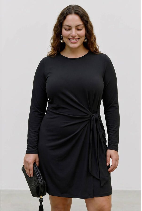 VERO MODA CURVE Plus Size avond wikkeljurk zwart