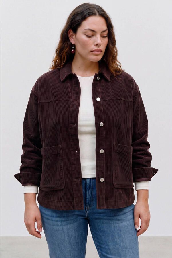 VERO MODA CURVE Plus Size corduroy blouse donkerbruin
