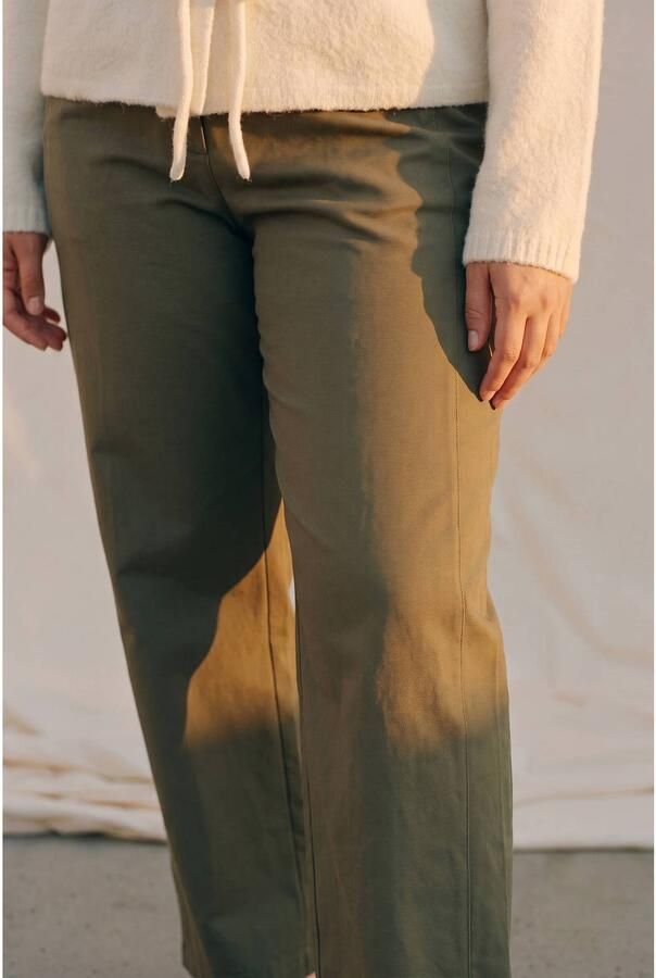 VERO MODA CURVE Plus Size denim barrel casual broek donkergroen - Foto 2