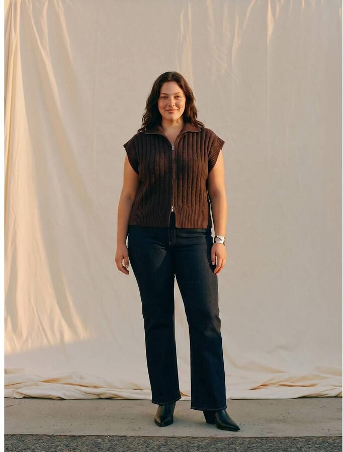 VERO MODA CURVE Plus Size gebreid vest met wol donkerbruin - Foto 3