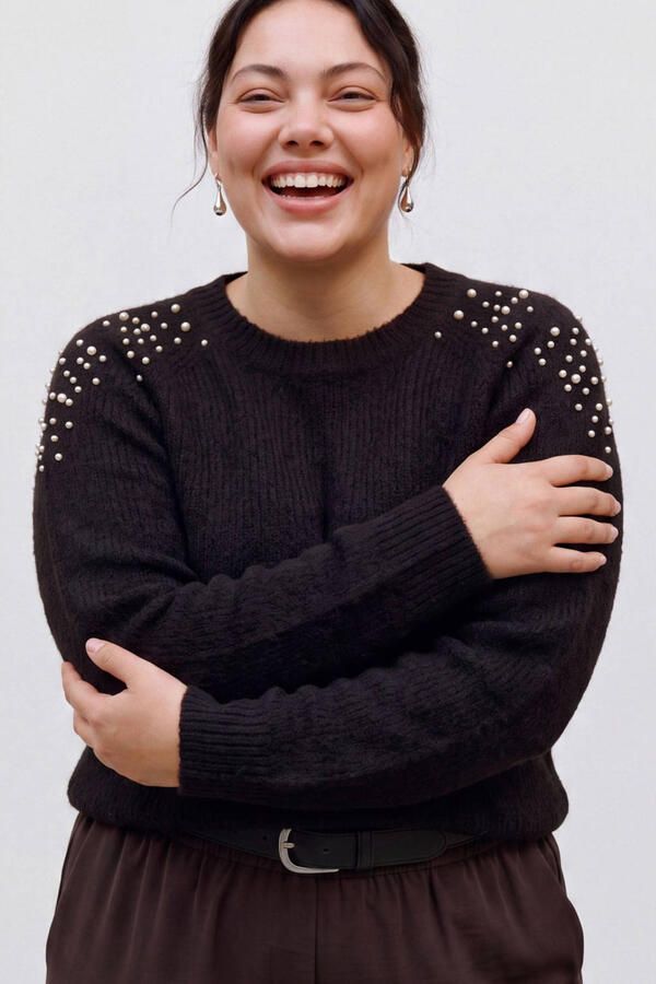 VERO MODA CURVE Plus Size gebreide trui met parels en wol zwart