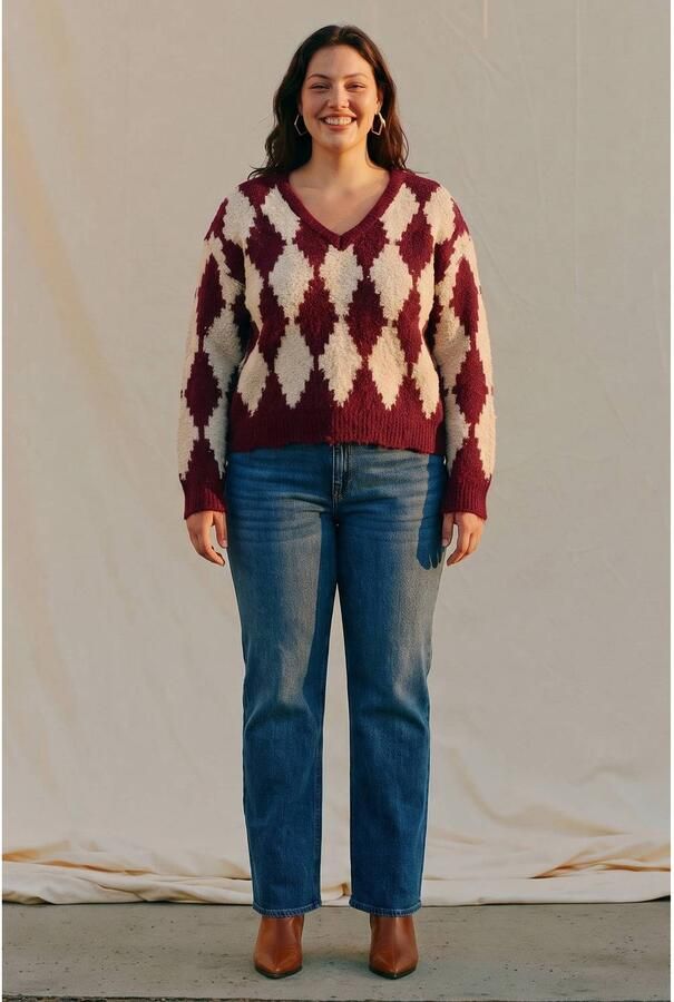 VERO MODA CURVE Plus Size geruite gebreide trui met wol donkerrood ecru - Foto 2