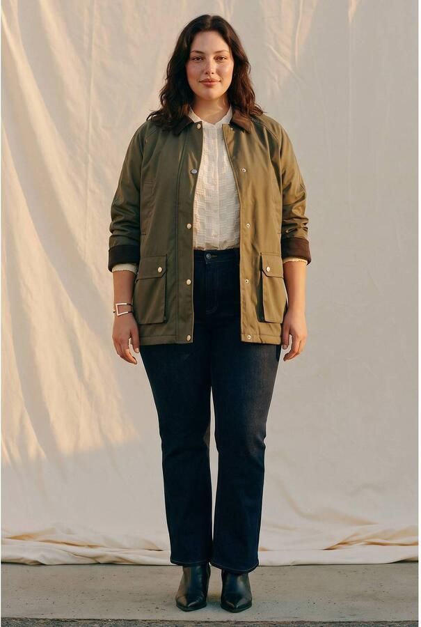 VERO MODA CURVE Plus Size jas olijfgroen