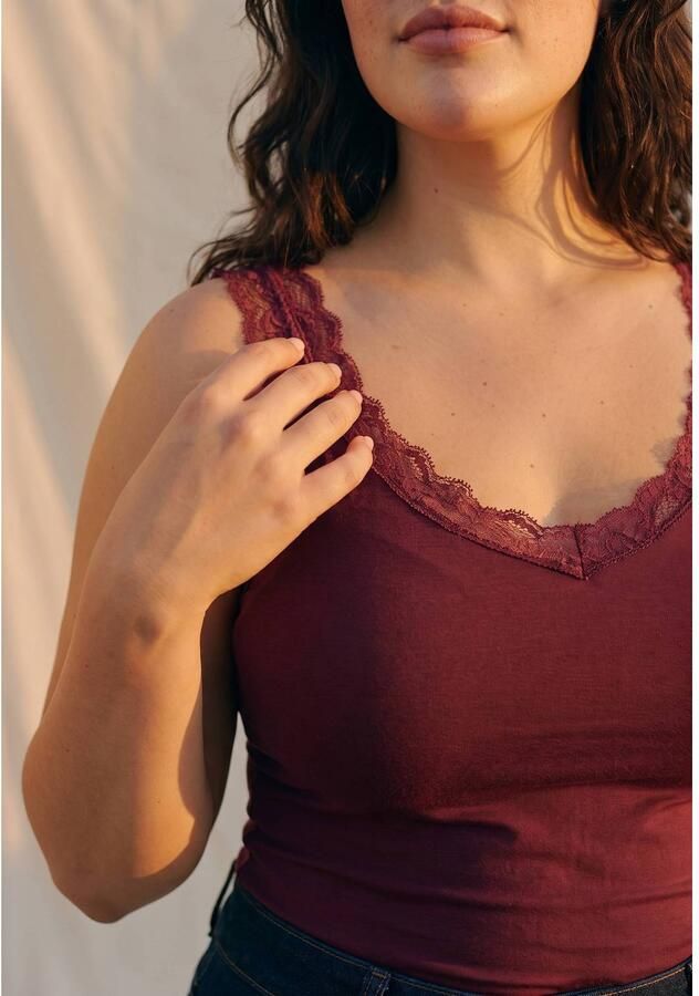 VERO MODA CURVE Plus Size top donkerrood - Foto 2