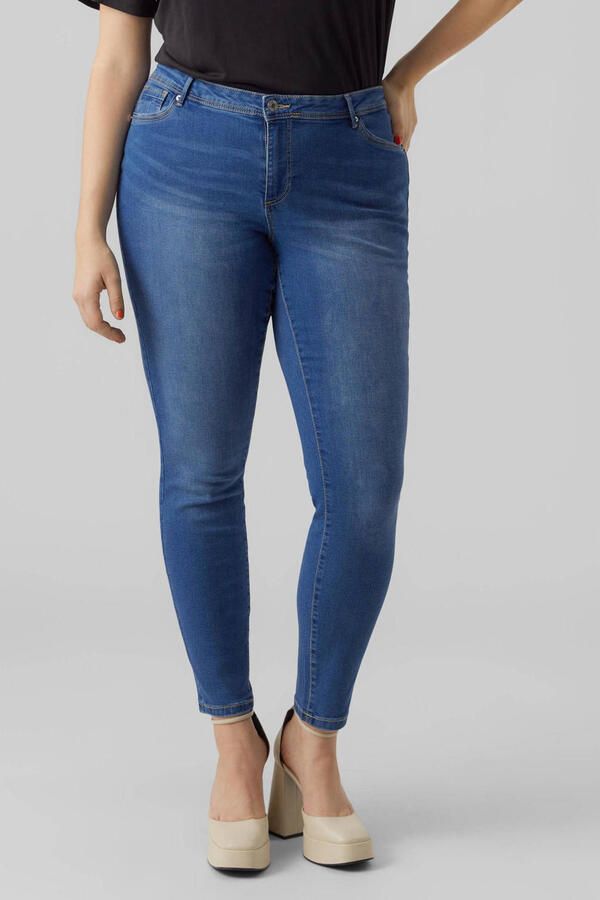 Vero Moda Curve Slim fit jeans VMFANYA SLIM JEANS VI3312 GA CUR NOOS
