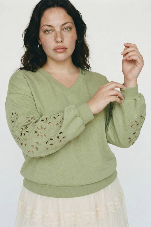 VERO MODA CURVE sweater limegroen