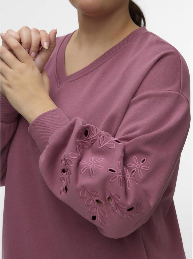VERO MODA CURVE sweater roze broderie - Foto 2