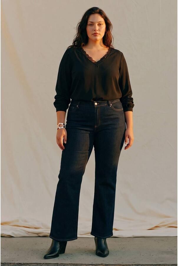 VERO MODA CURVE top Plus Size zwart