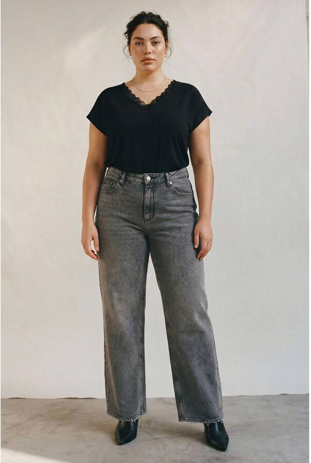 VERO MODA CURVE top zwart