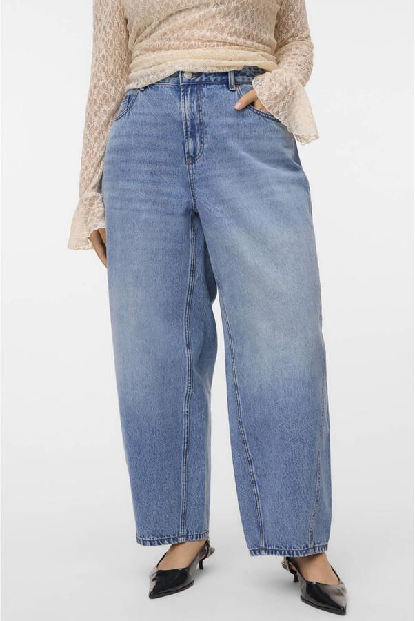VERO MODA CURVE x Wehkamp Vmczelda Hr Barrel Denim Jeans Mix Cur Plus Size jeans lichtblauw