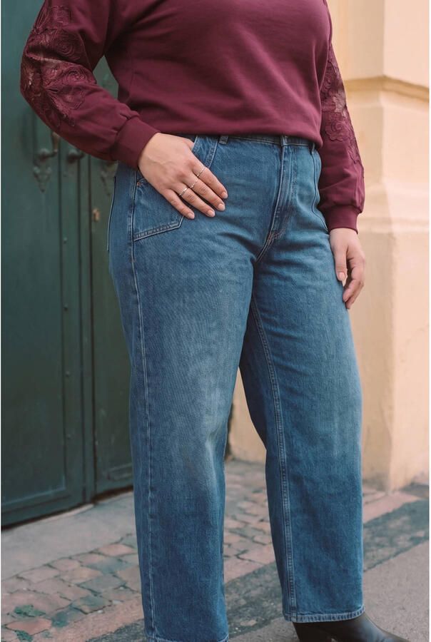 VERO MODA CURVE Vmczelda Hr Pockeet Barrel jeans mediumblauw