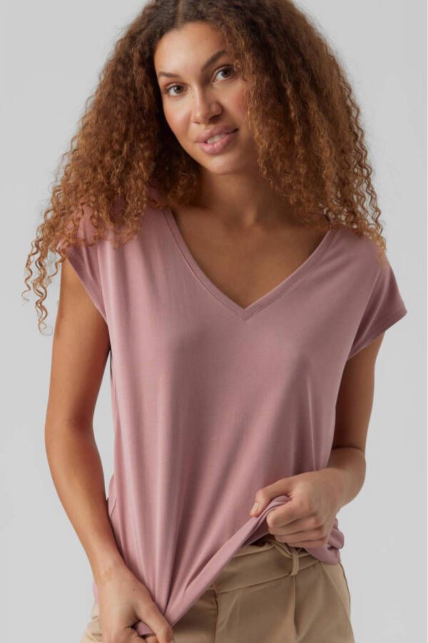 Vero Moda Shirt met V-hals VMFILLI SS V-NECK TEE GA NOOS in een materialenmix met tencel™ modal