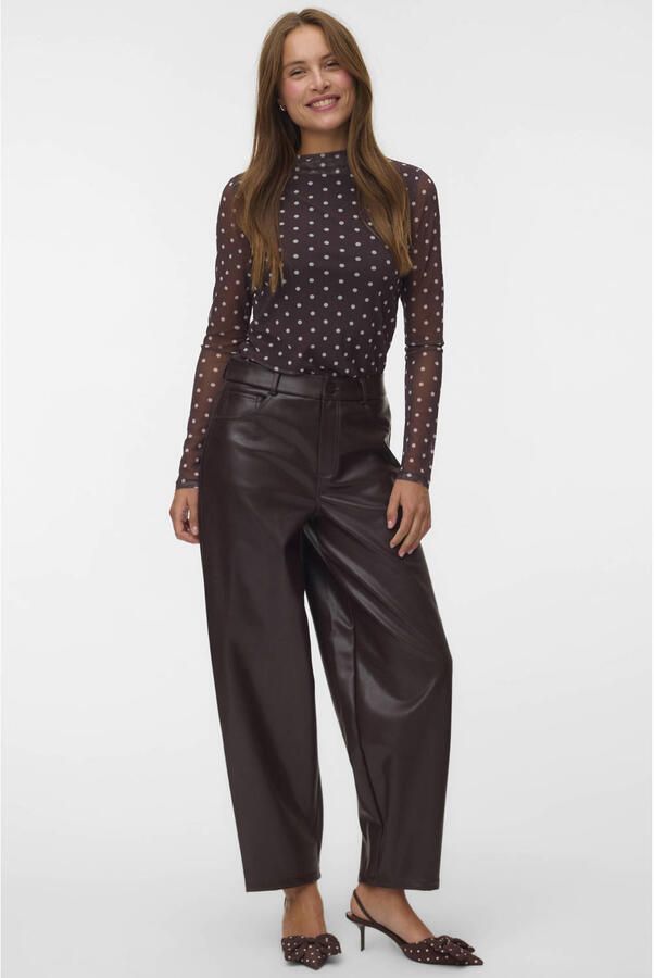 VERO MODA x Wehkamp imitatieleren barrel broek bruin - Foto 2