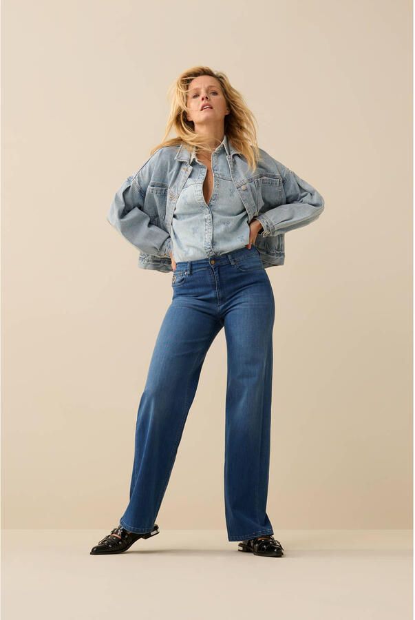 Vero Moda Boxy fit jeansblouse met motiefstitching model 'HAYDEN' - Foto 3