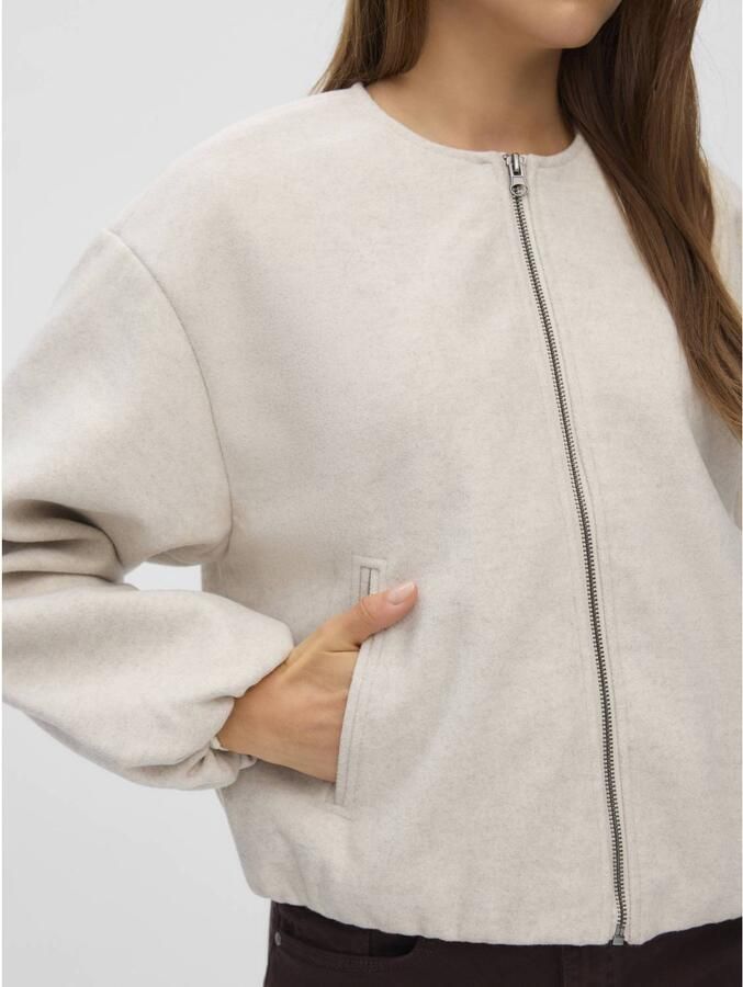 Vero Moda regular fit bomberjack in viltlook model 'CHLOE' - Foto 2