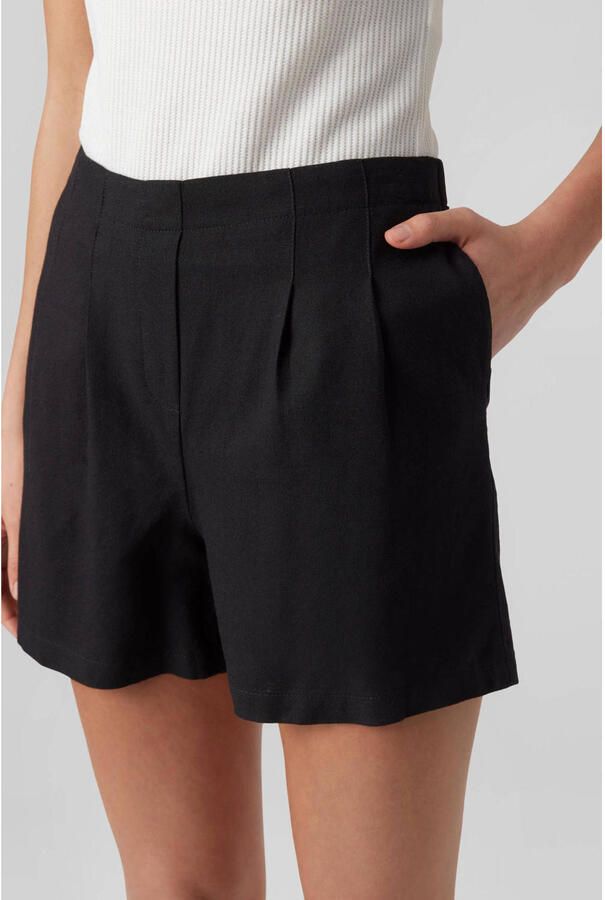 Vero Moda Regular fit korte broek van een mix van viscose en linnen model 'JESMILO'