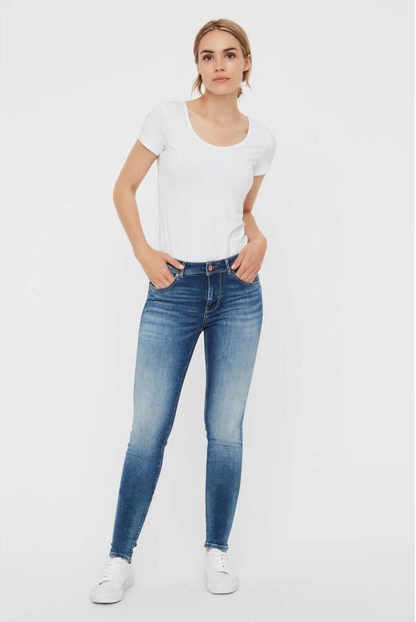 VERO MODA mid waist skinny jeans Lux met katoen VMLUX medium blue denim