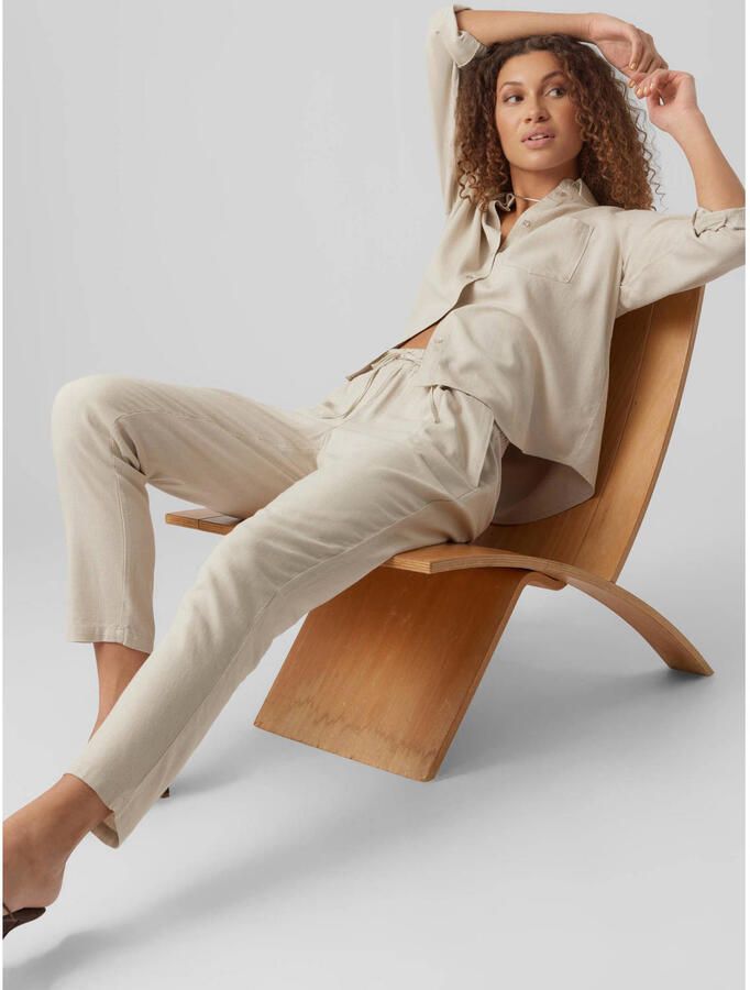 Vero Moda Comfortbroek VMJESMILO MW ANKLE PANTS WVN NOOS met elastische manchet en tunnelkoord