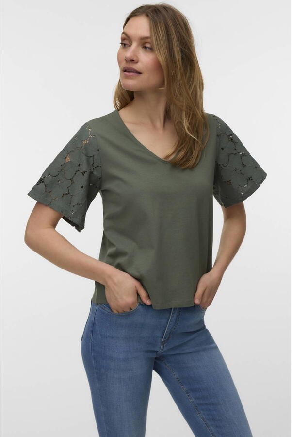 VERO MODA T-shirt broderie donkergroen