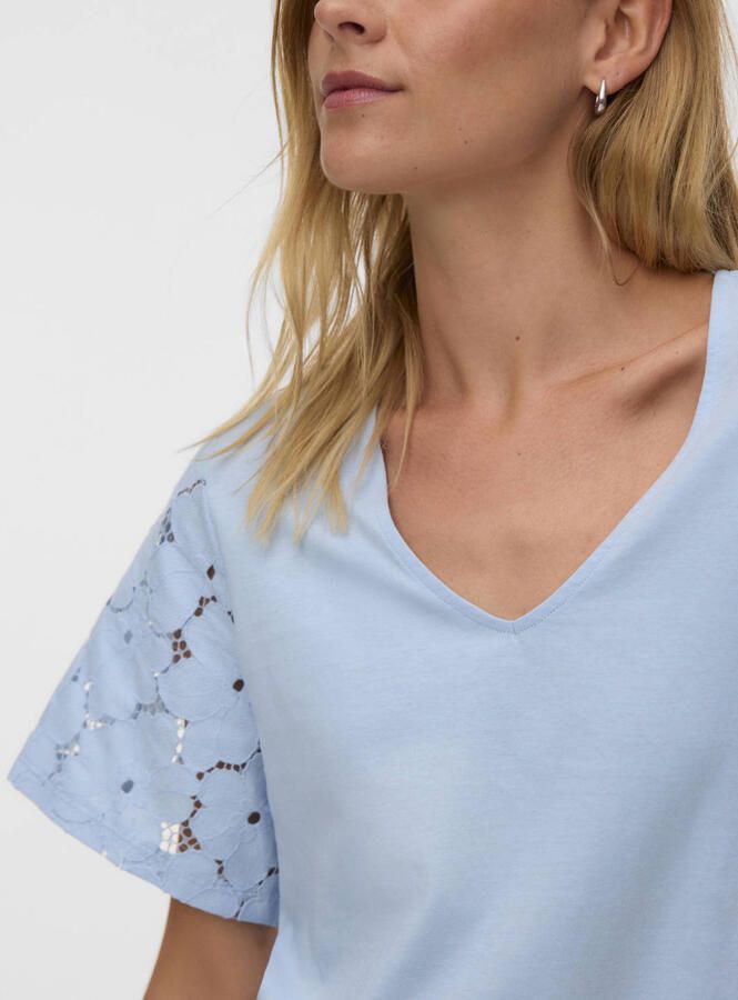 VERO MODA T-shirt broderie lichtblauw - Foto 2