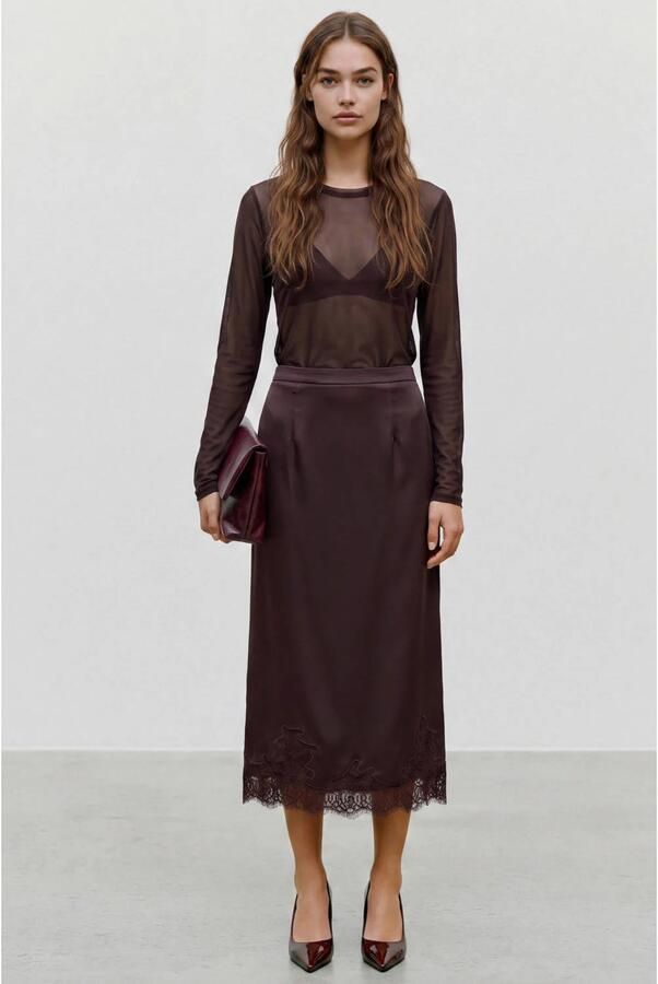 Vero Moda Slim Fit shirt met lange mouwen met ronde hals model 'LOVA'