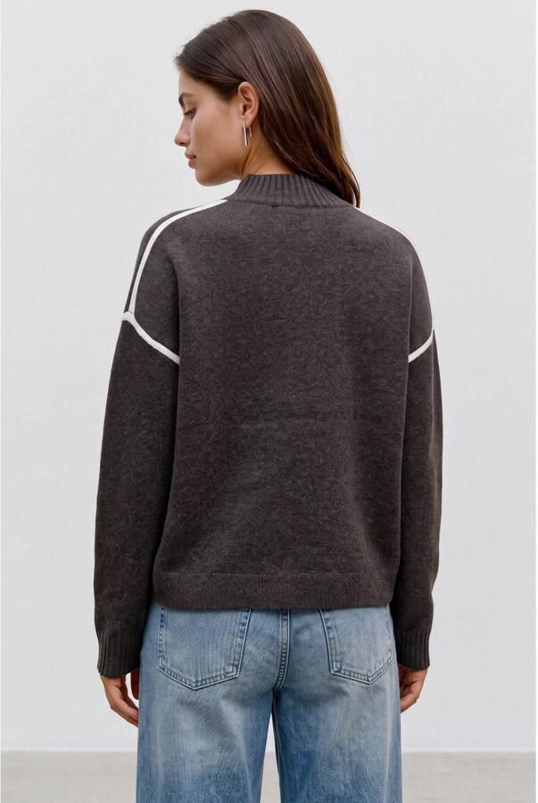 Vero Moda Pullover met contrastpaspel aan de mouw - Foto 2