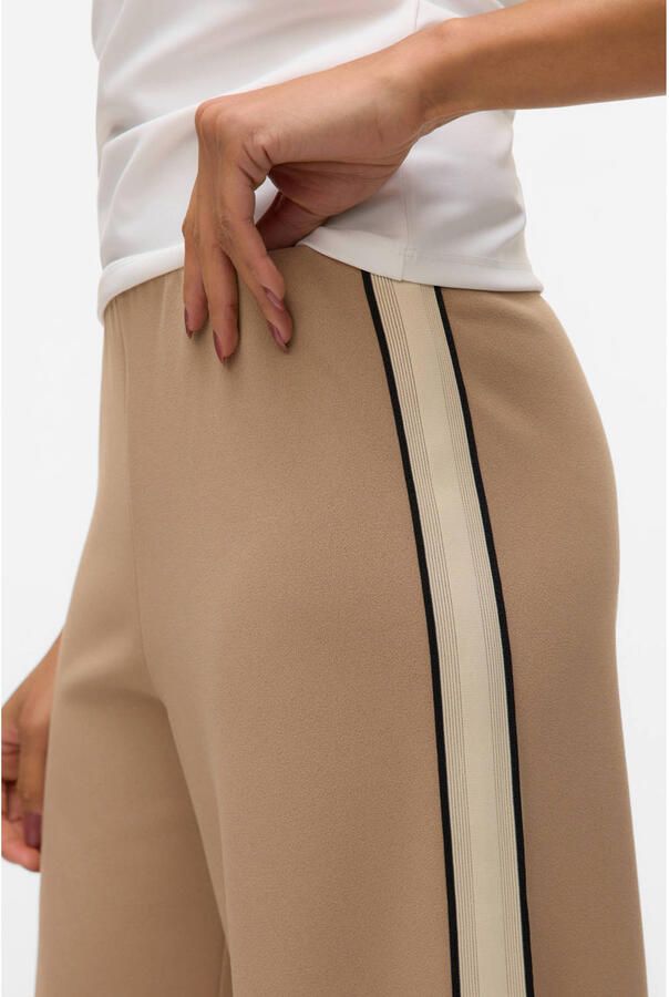 Vero Moda Wide leg sweatpants met contraststrepen model 'BERLIN'