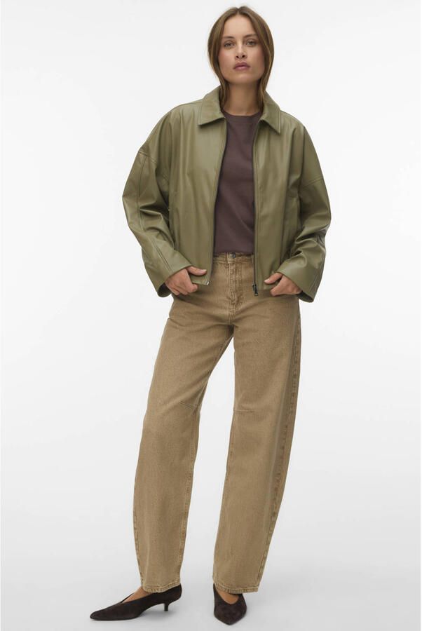 VERO MODA x Noor de Groot imitatieleren bomberjack groen - Foto 3