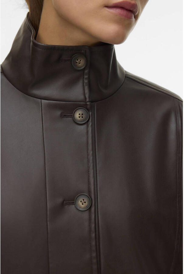 VERO MODA x Noor de Groot imitatieleren jasje donkerbruin - Foto 2
