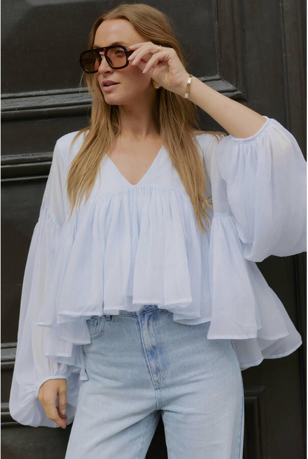 VERO MODA x Noor de Groot top lichtblauw