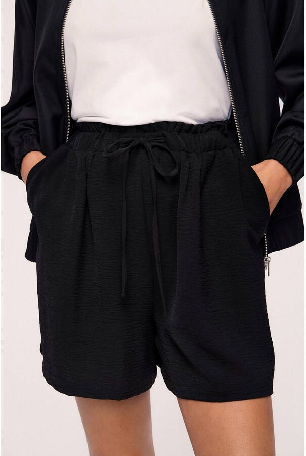 VILA regular high waist casual short zwart