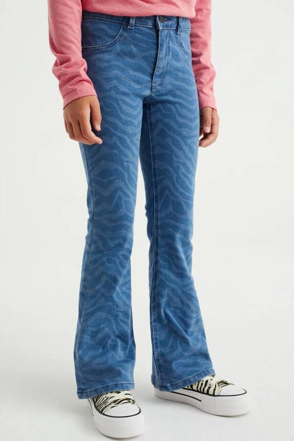 WE Fashion Blue Ridge flared jeans met all over print fresh blue denim Broek Blauw Meisjes Stretchdenim 152