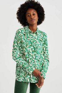 WE Fashion blouse met all over print groen ecru